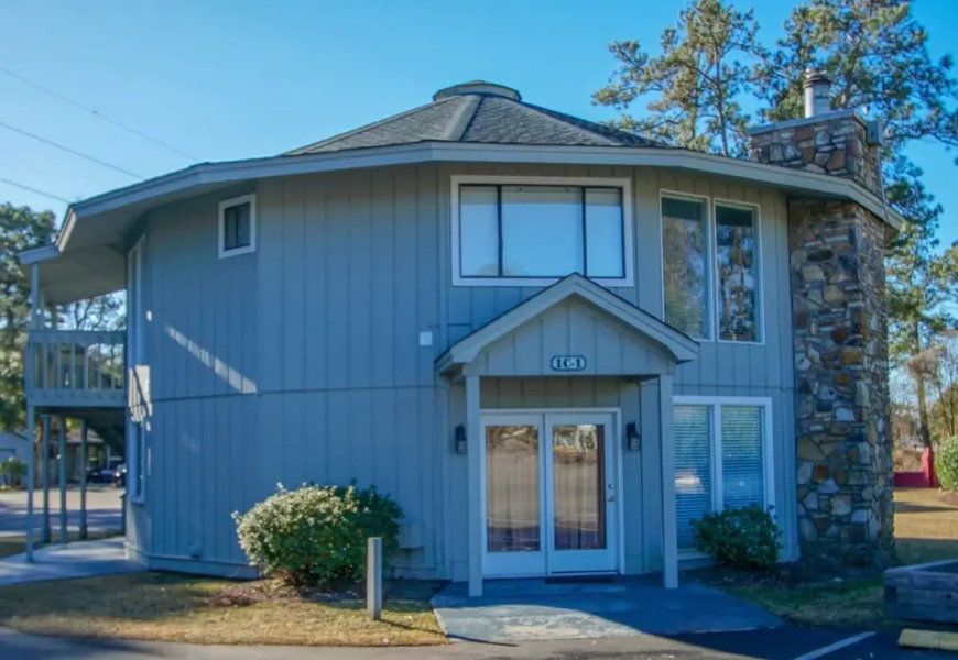 Multi Resorts at Country Club Villas