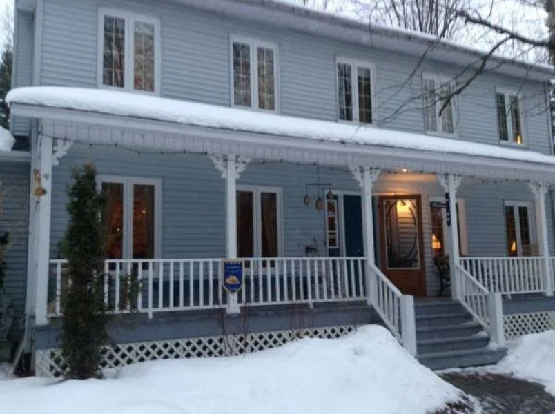 Gï¿½te La Sï¿½rï¿½nade