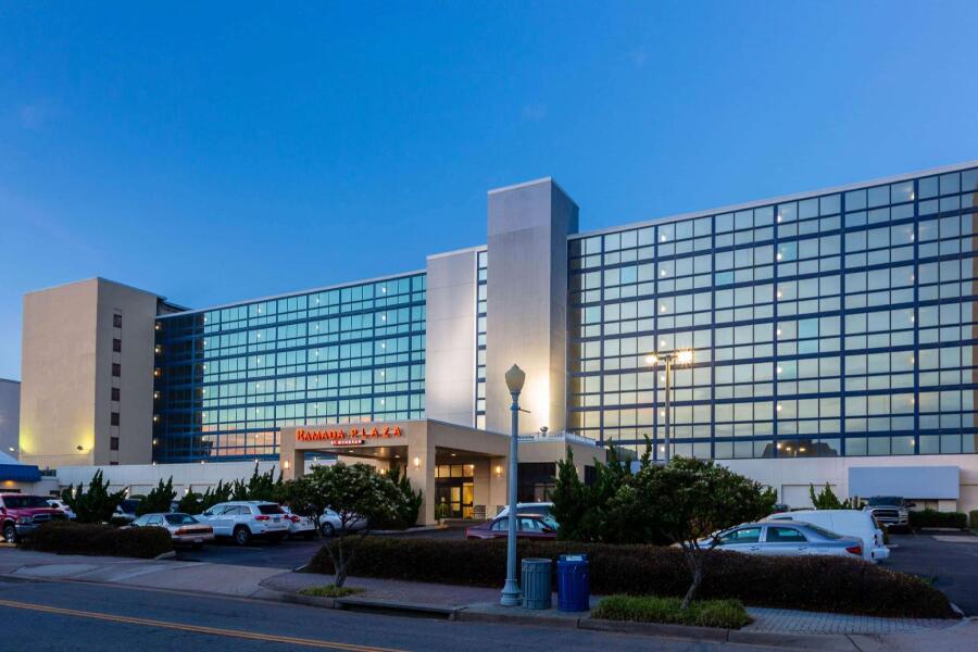 Ramada Plaza by Wyndham Virginia Beach Oceanfront