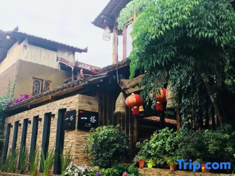 Tung lei small courtyard home