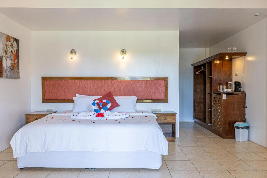 Blue Star Dive & Resort