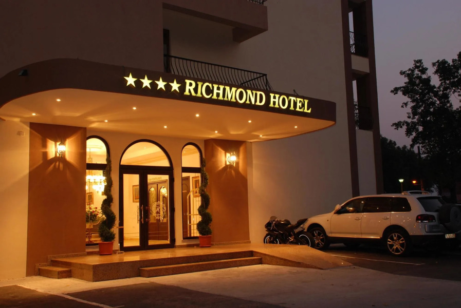 Richmond Hotel