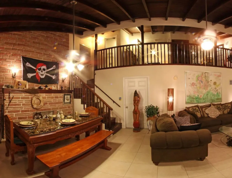 Key Lime Sailing Club And Cottages