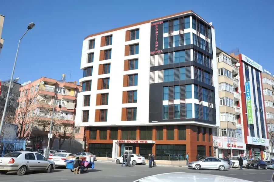 Asuris Hotel