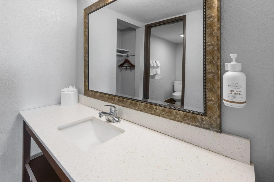 Baymont by Wyndham Downtown Detroit