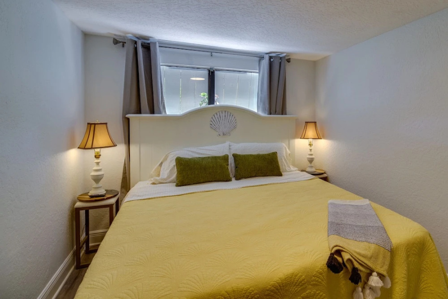 Melbourne Escape w/ Screened Patio, Near Beaches!