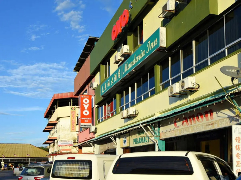 Mandarin Inn by Glex