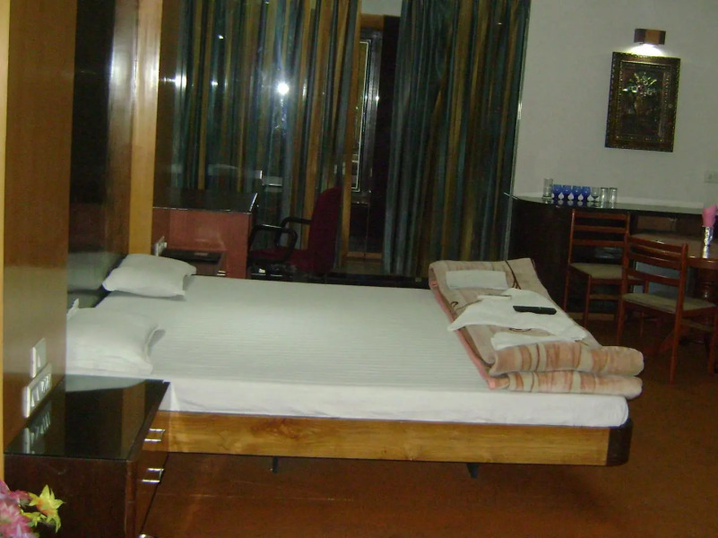 Hotel Naveen Residency
