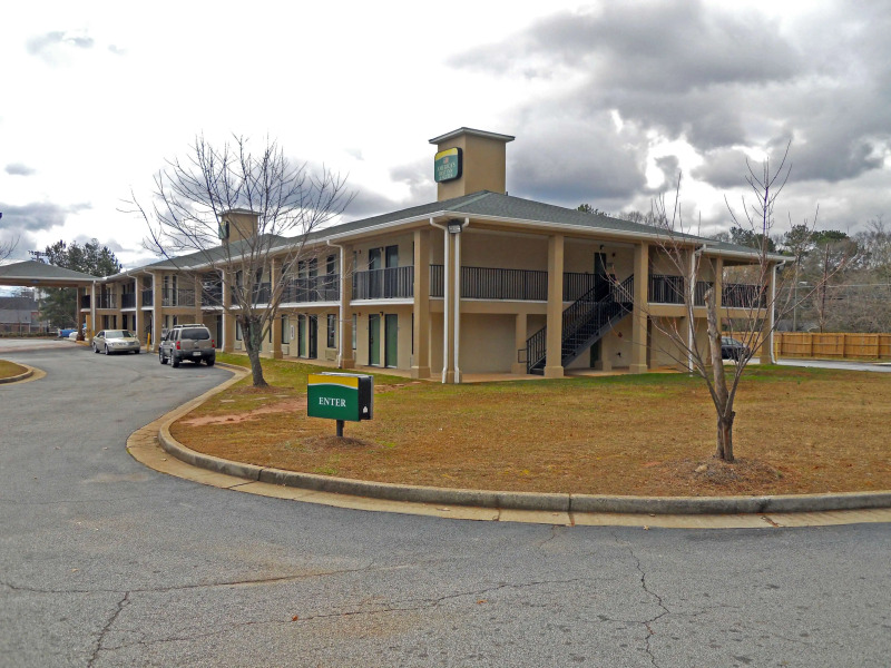 Americas Best Inn & Suites - Decatur