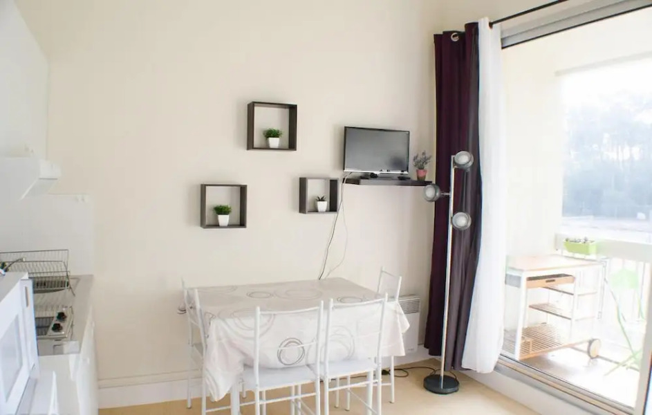 Piscine et Tennis et Proche Plage