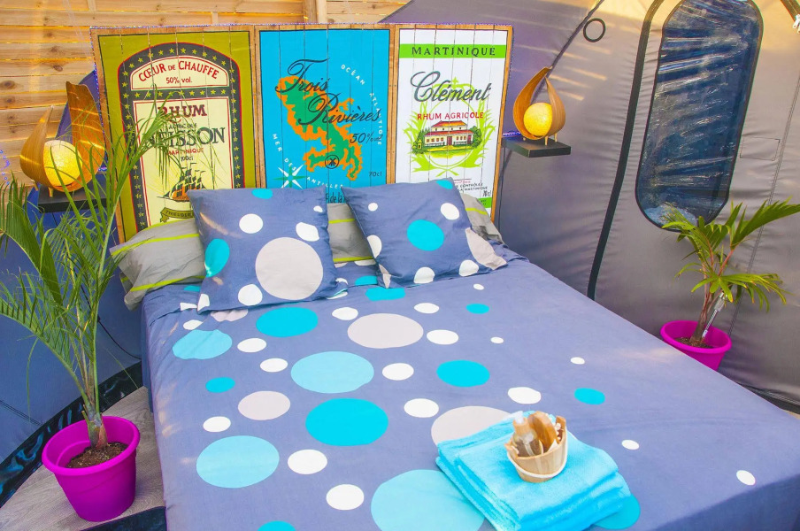 Au Sphair de Lune - Adults Only