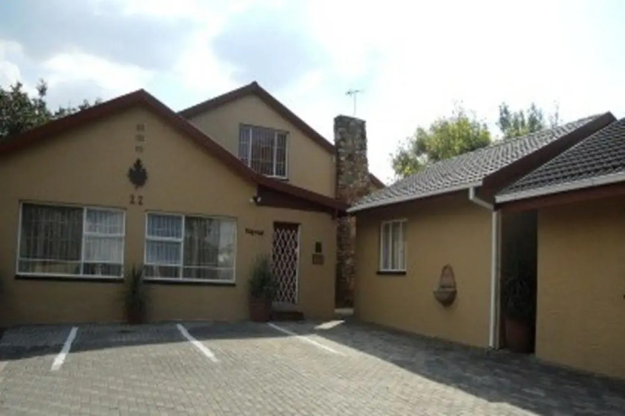 The Maple Village Guest Lodge Bed & Breakfast