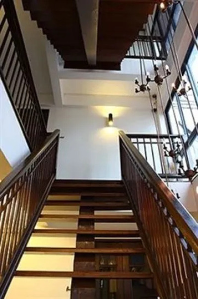 The Herbs By The Sea