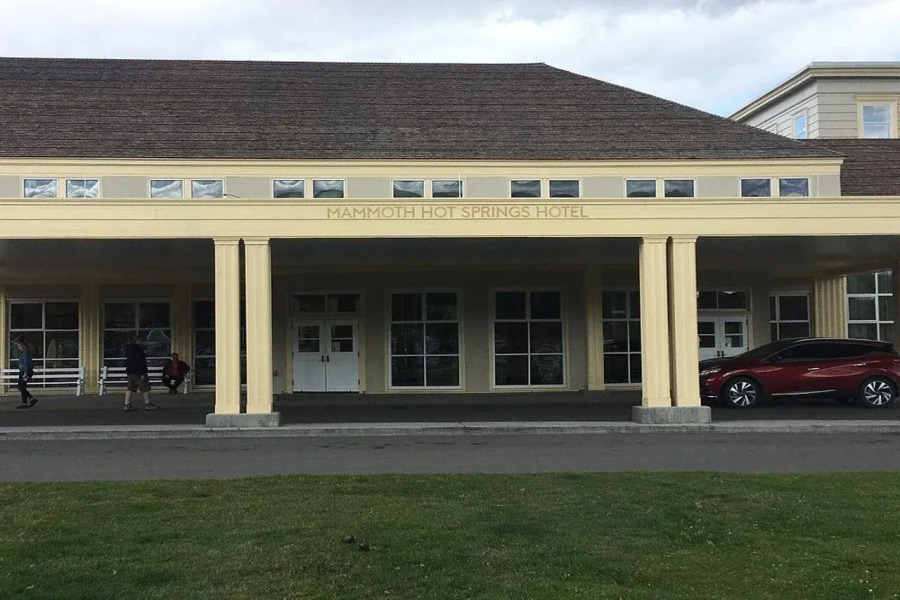 Mammoth Hot Springs & Cabins - Inside the Park