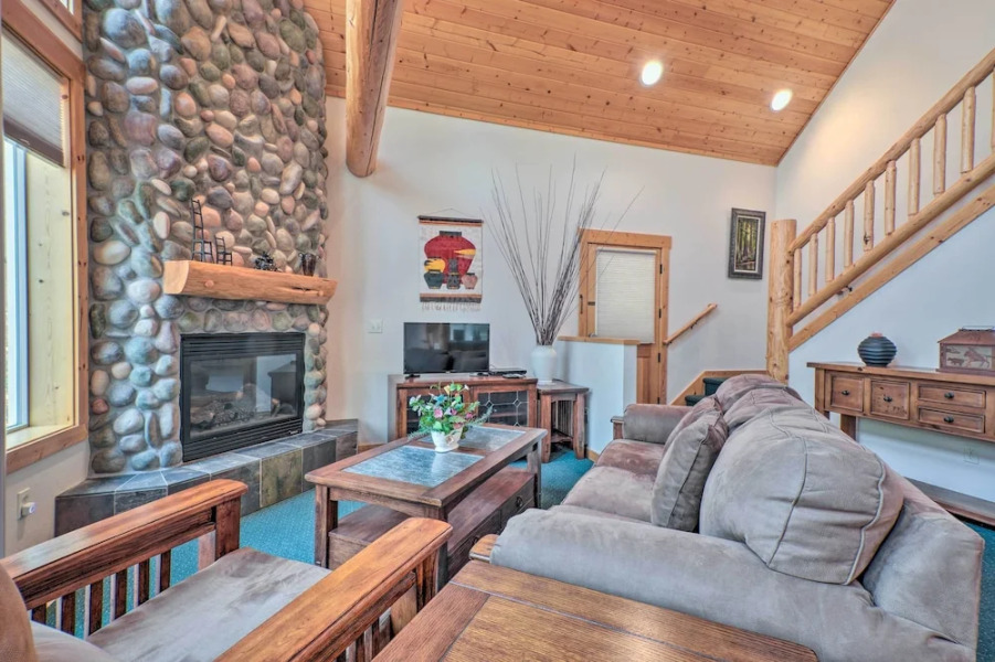 Klamath Falls Family Cottage: Hike & Explore!