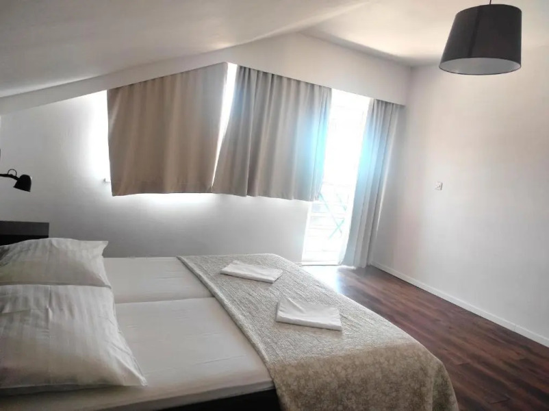 Apartments and Rooms Bozena