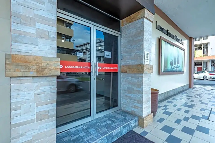 OYO 43960 Laksamana Executive & Boutique Hotel