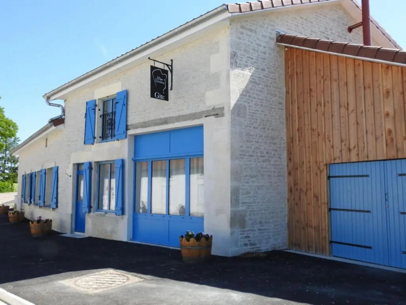 Gîte Colombey-les-Deux-Églises, 6 pièces, 10 personnes - FR-1-611-45