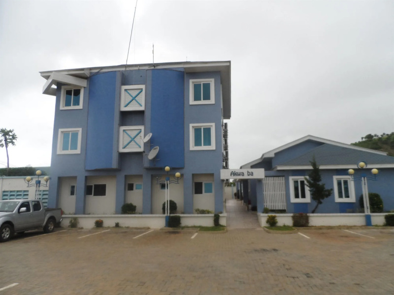 De Holiday Beach Hotel