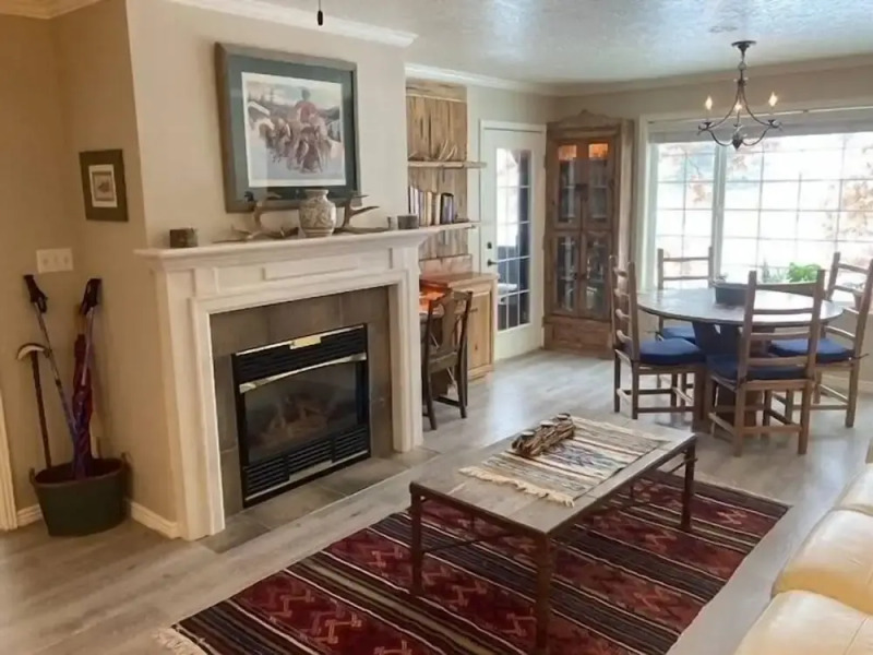 Wintergreen 3101 2 Bedroom Full Kitchen Condo Condo by Redawning