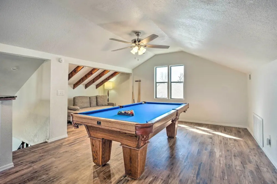 Updated Norman Getaway w/ Porch + Fire Pit!