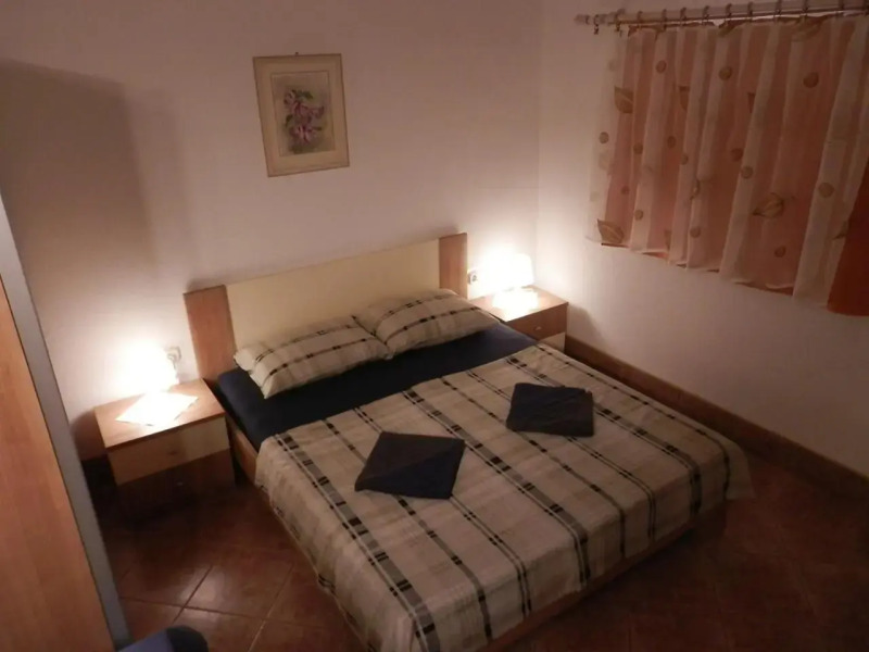 Guest House Tiho 832