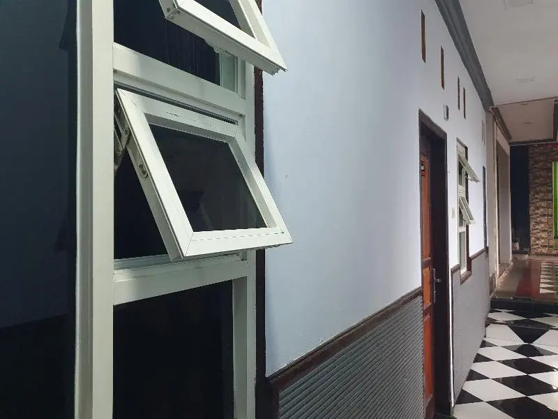 OYO 90368 Batu Adem Guest House