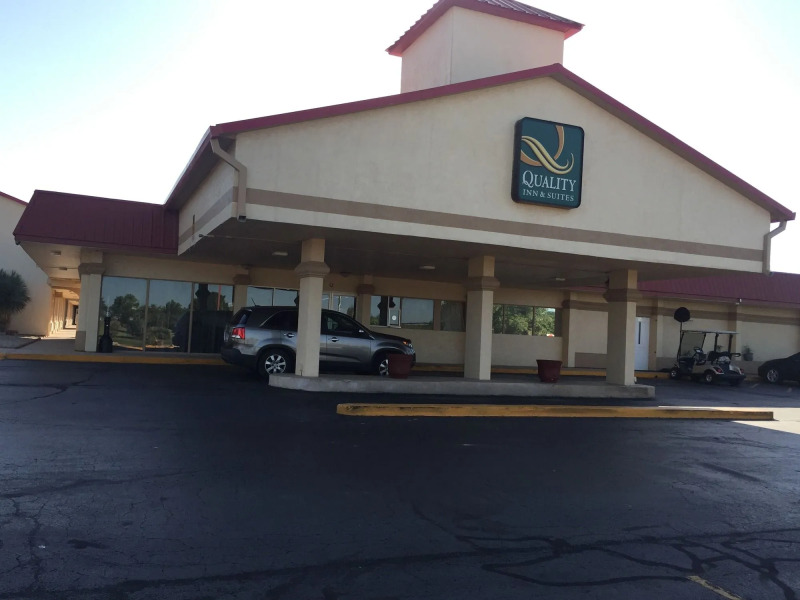 Quality Inn