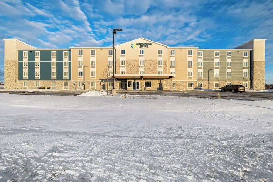 Woodspring Suites Loves Park Rockford