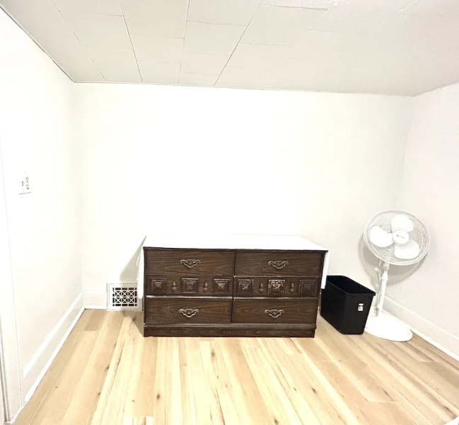 Housing Albert