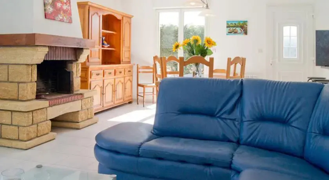 Charly Holiday Home