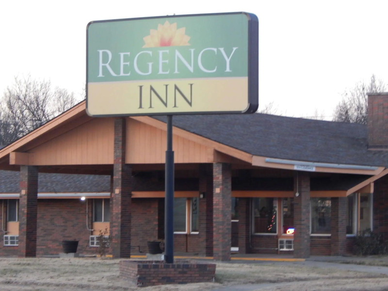 Regency Inn lola Kansas