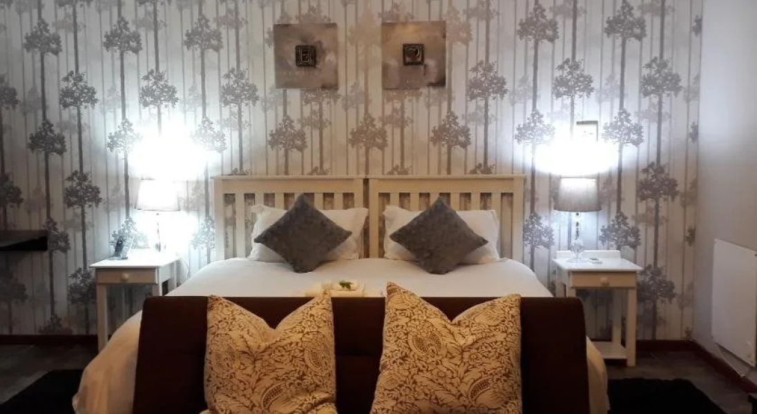 Chimneys Guest House