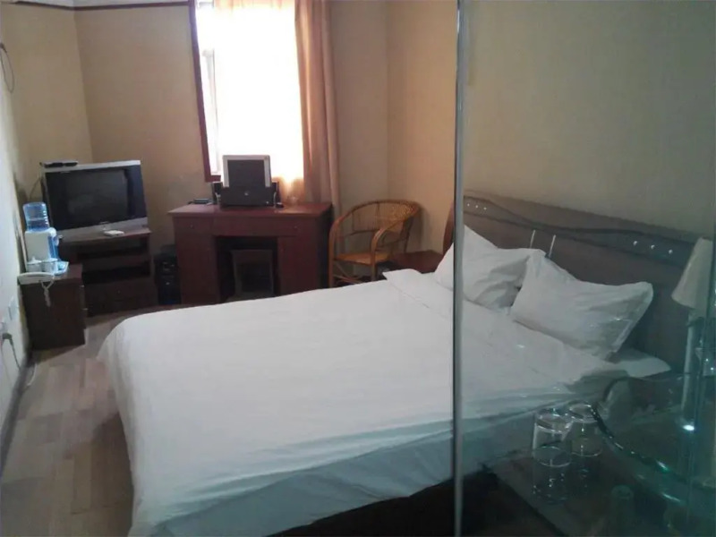 Huaifang Hengtai Business Inn