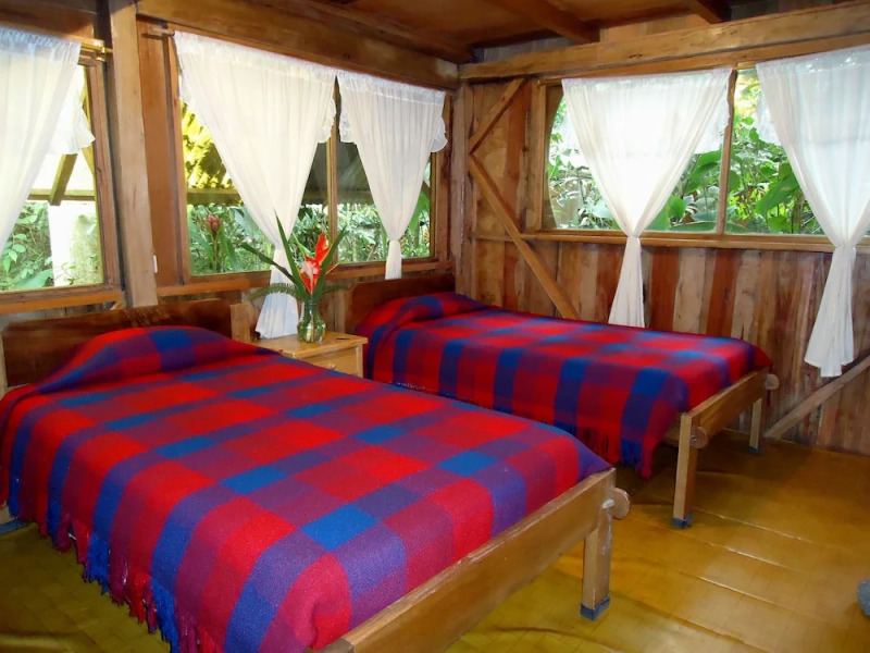 Cabañas Armonía y Jardín de Orquideas