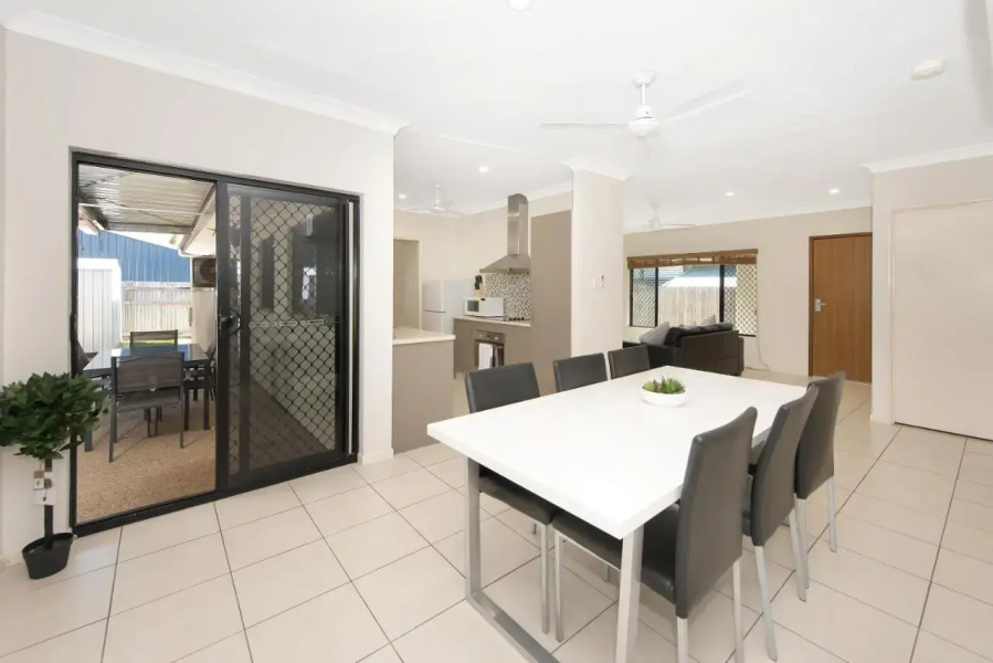 3 bedroom central home