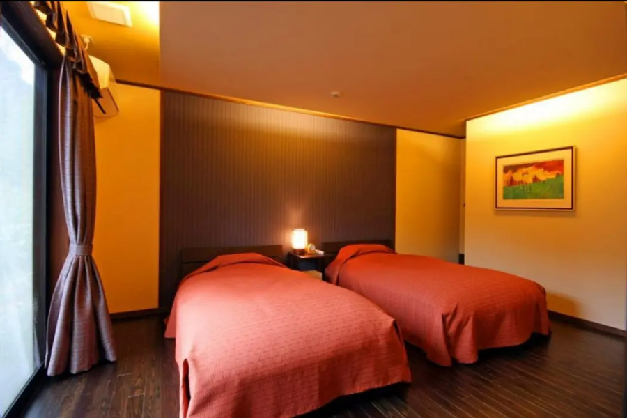 Hanarenoyado Sennomori