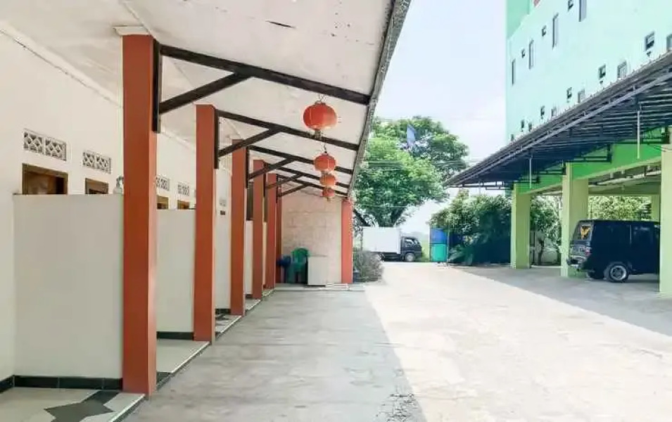 Penginapan Losmen Ayu Pamanukan RedPartner