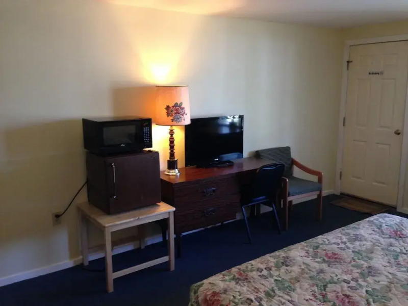 Marvin Gardens Motel