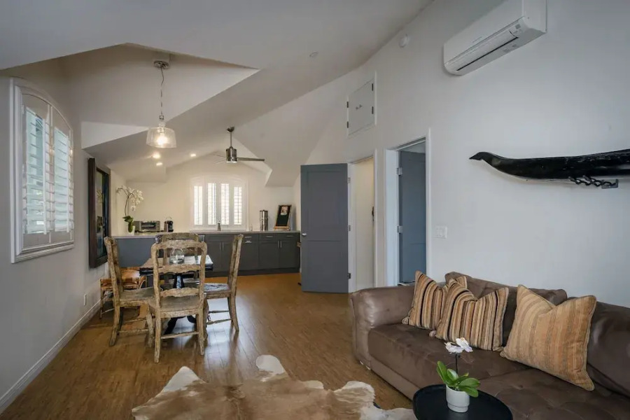 Chic Casita - Walk to Beach