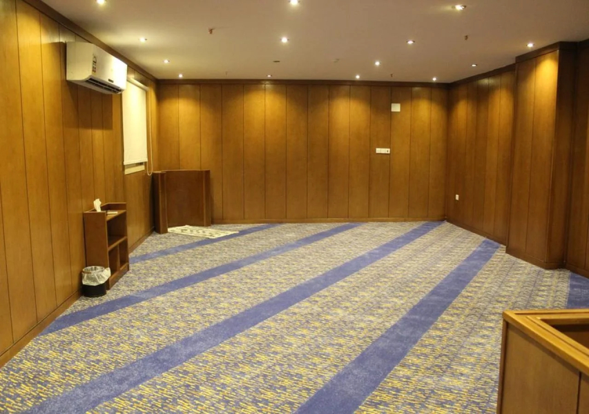Elegant Suites Hotel