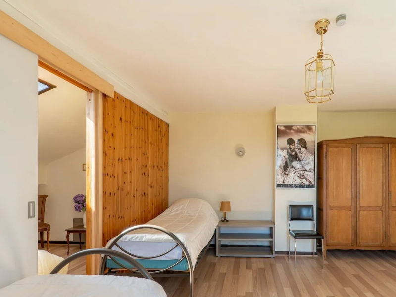 Holiday Home Les Hirondelle for 8 Persons