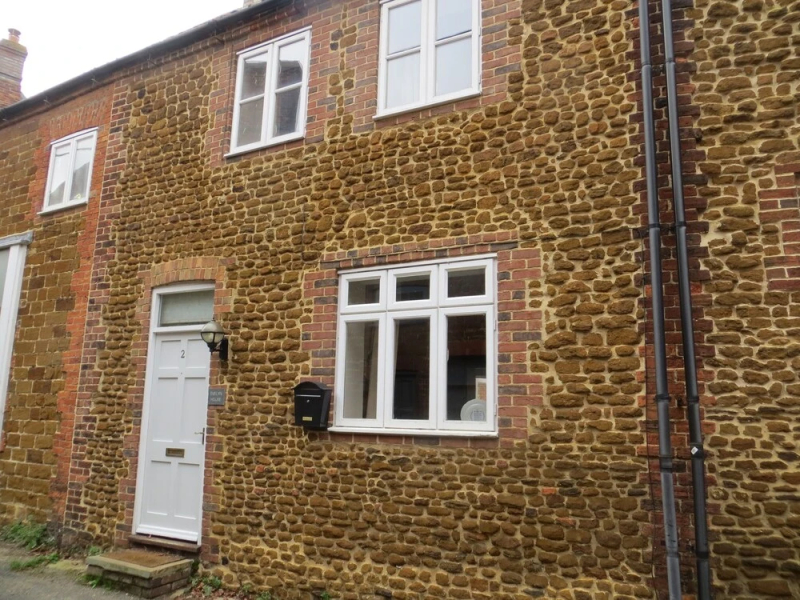 Evelyn Cottage, Charming Cottage Tucked Away