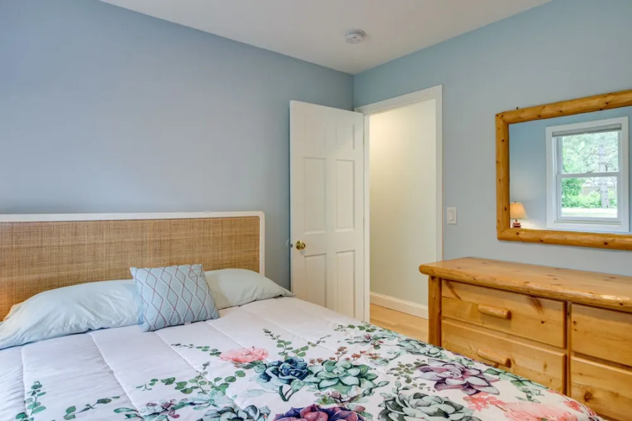 Nisswa Lake Getaway w/ Hot Tub + Kayaks!