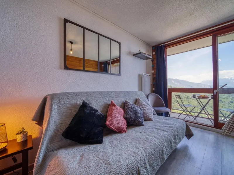 Studio Pegase Phenix-66