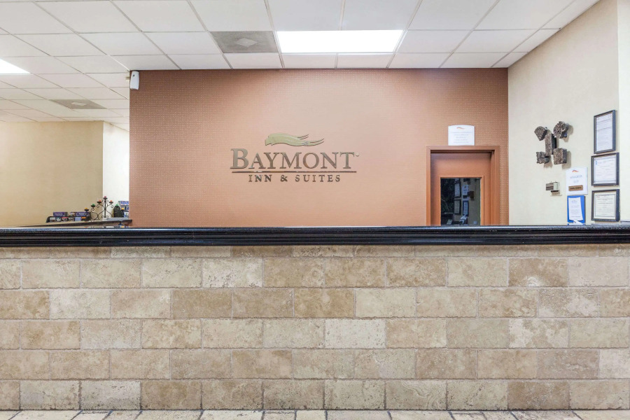 Quality Inn Dalton East