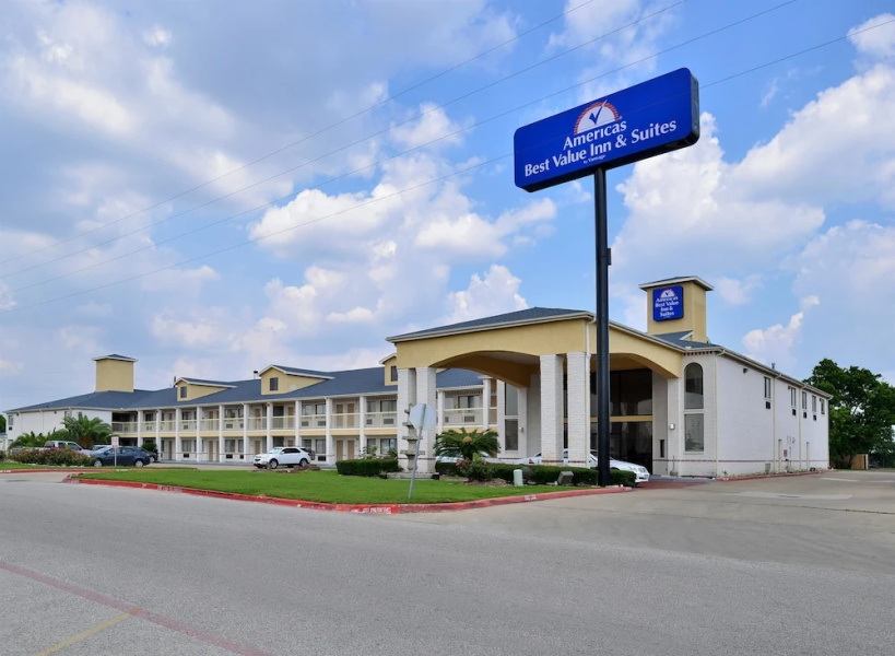 Quality Inn & Suites Stafford