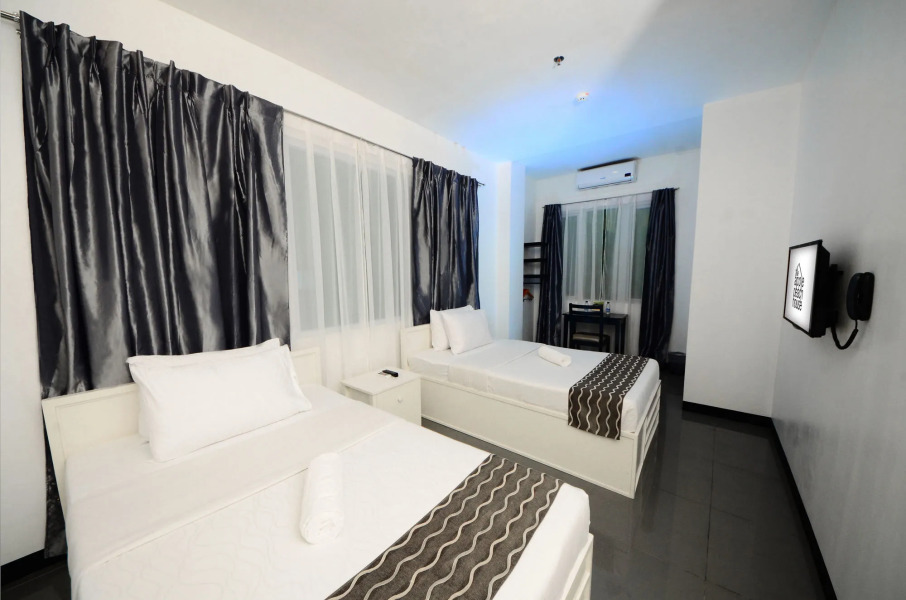 The ApplePeach House