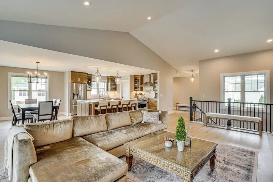 Walk to Beaches + Restaurants: Elkhart Lake Escape