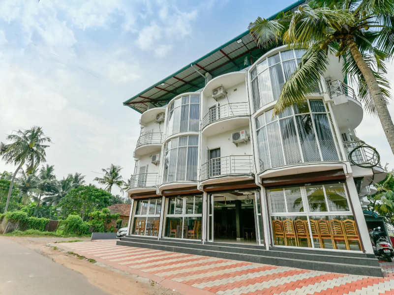 OYO 27676 Ghala Heights